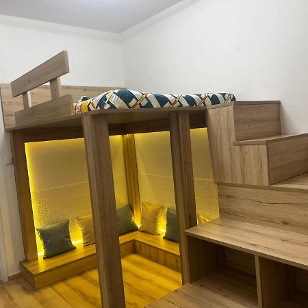 Seaview Room With Share Some Place Αθήνα Εξωτερικό φωτογραφία