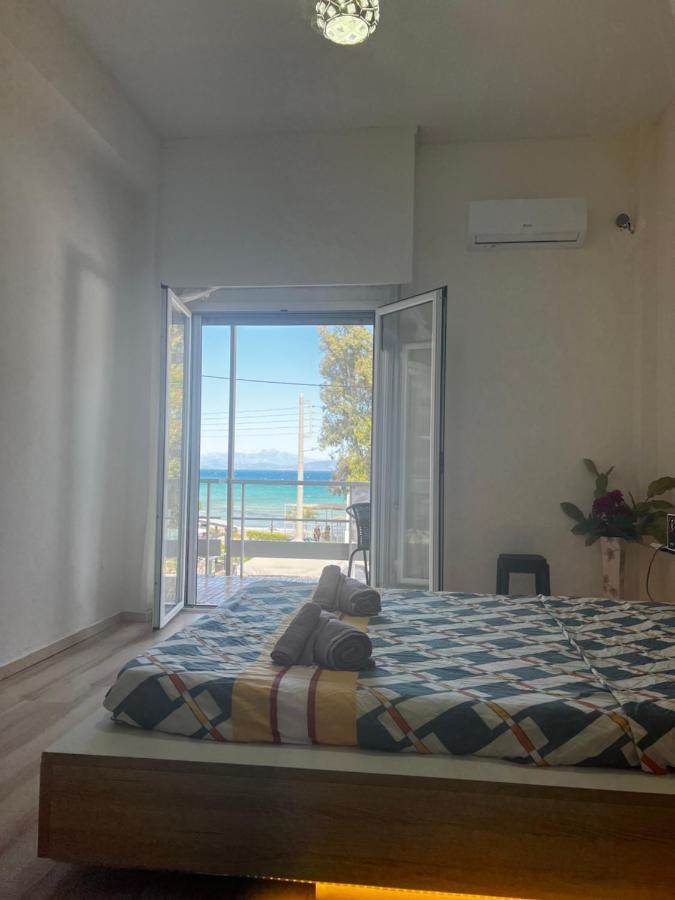 Seaview Room With Share Some Place Αθήνα Εξωτερικό φωτογραφία
