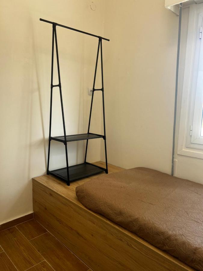 Seaview Room With Share Some Place Αθήνα Εξωτερικό φωτογραφία