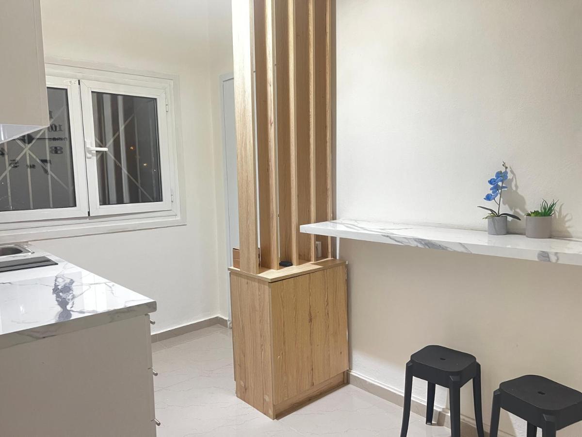 Seaview Room With Share Some Place Αθήνα Εξωτερικό φωτογραφία